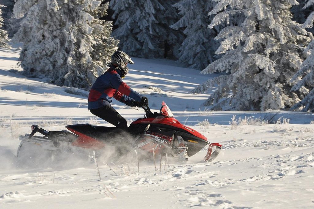 séjour-canada-motoneige