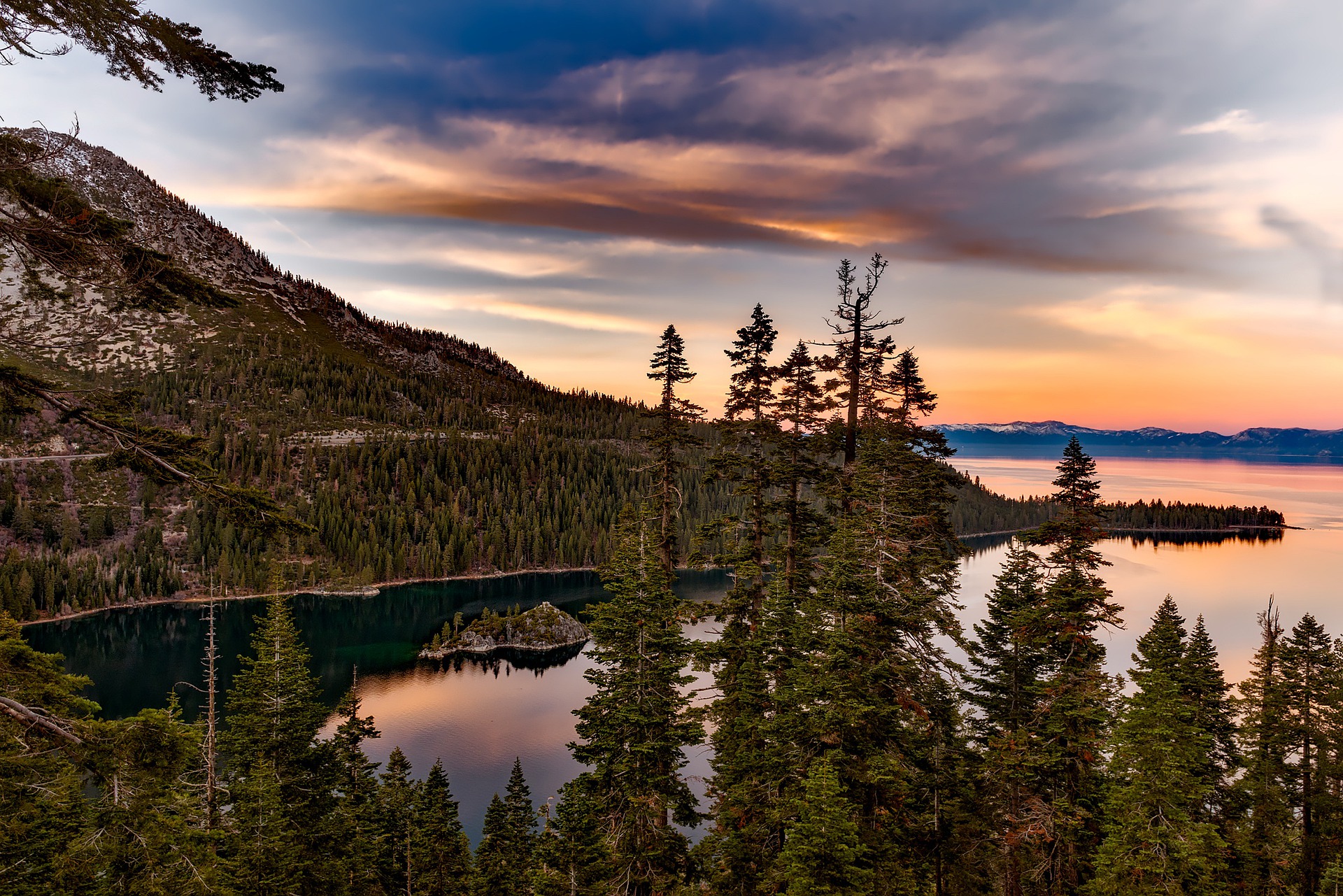 road trip moto alaska