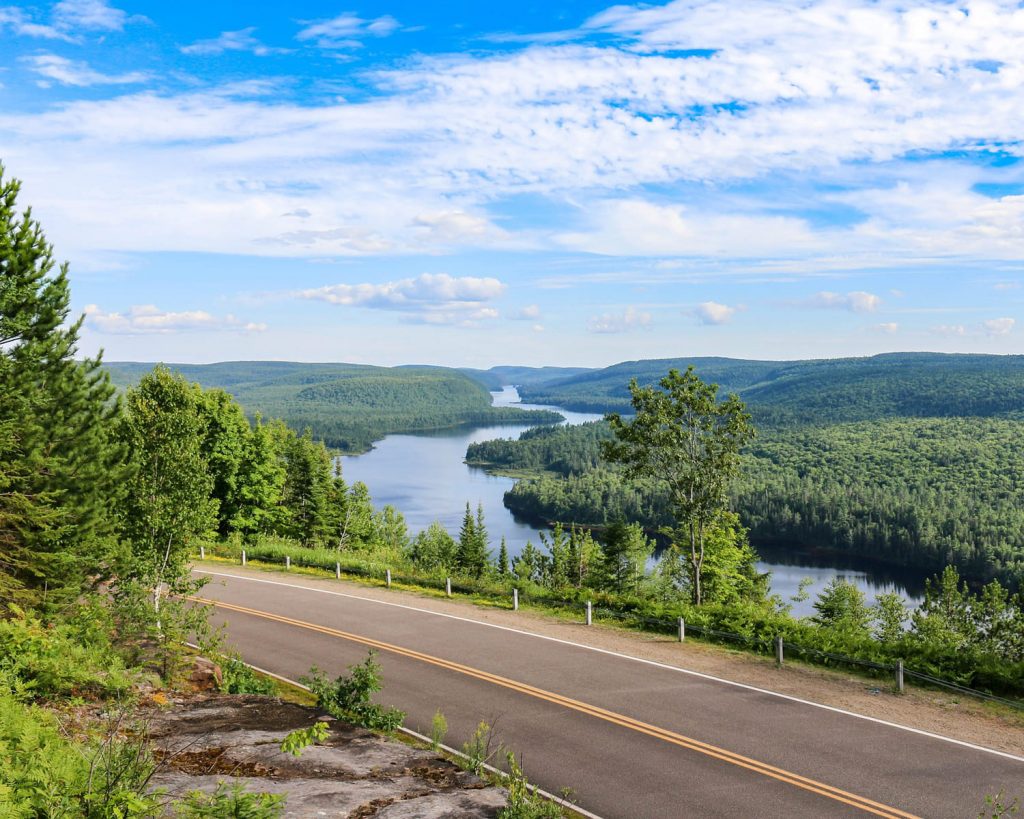 les plus belles routes en moto au Canada