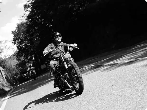 balades moto wheels and-waves biarritz