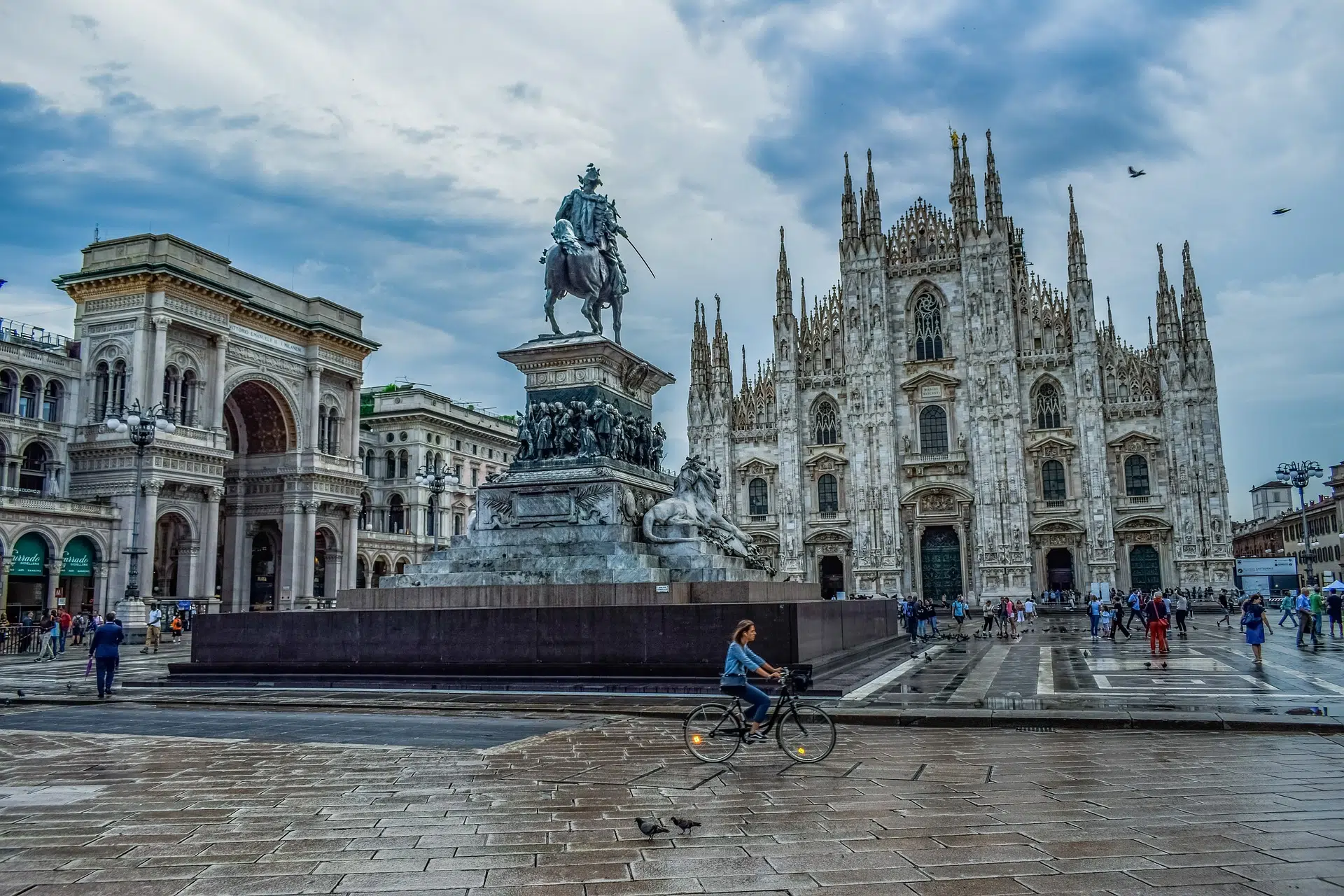milan place centrale