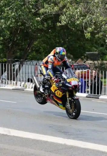 séjour moto organisé à l'le de man pour le Tourist Trophy 2028